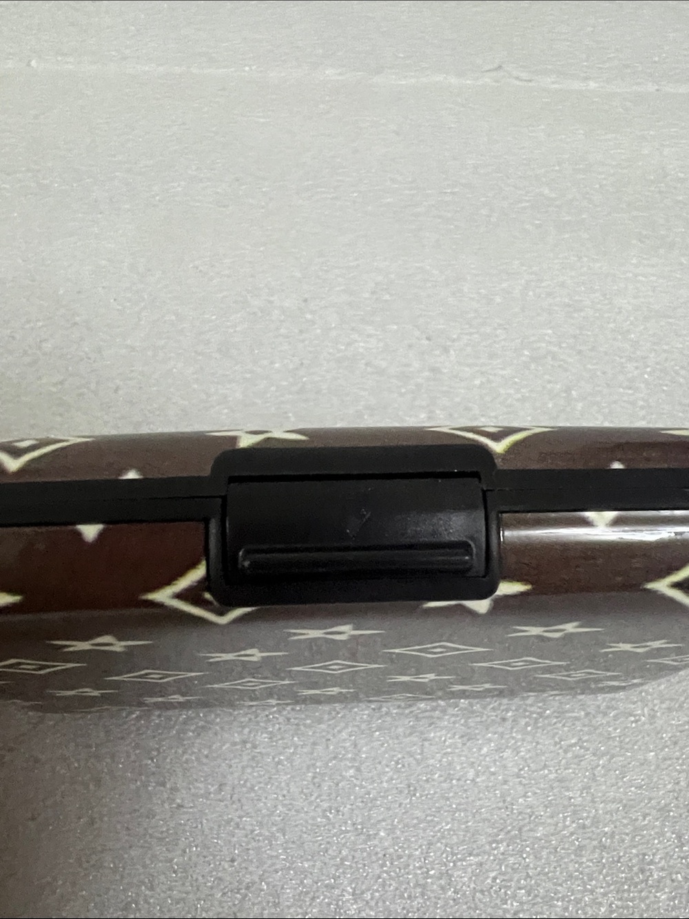 Brown Patterned Card Case Wallet Plastic - Picture 3 of 4